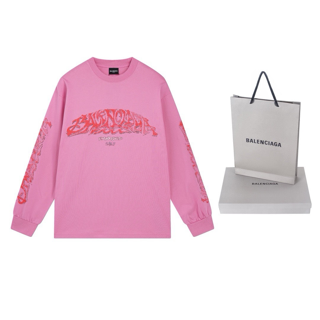 سويت شيرت باللونين الأسود والوردي