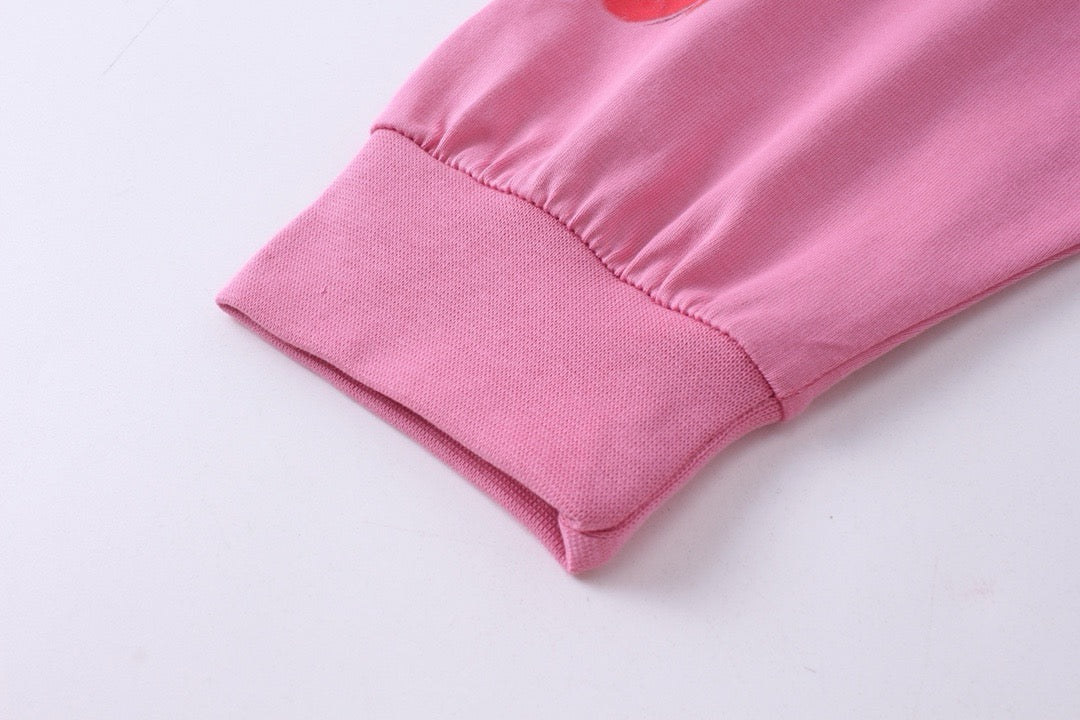 سويت شيرت باللونين الأسود والوردي