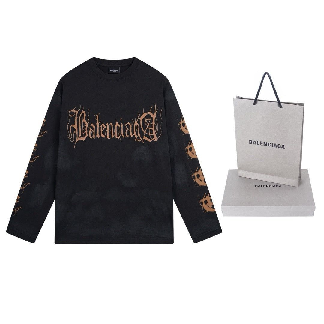 Schwarzes Sweatshirt