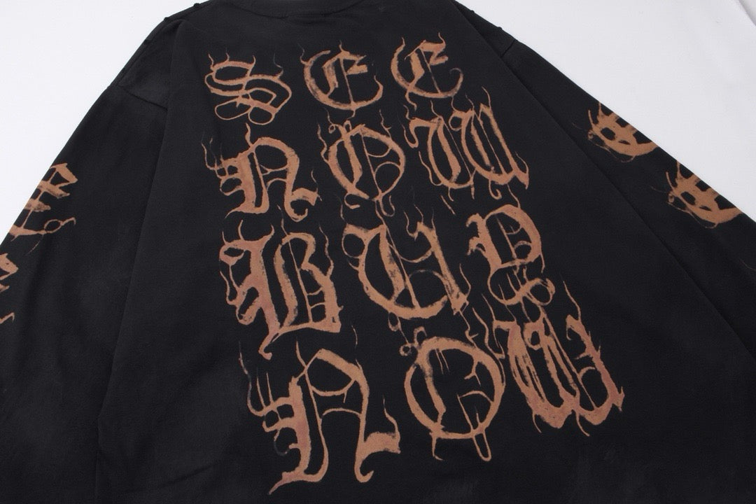 Schwarzes Sweatshirt