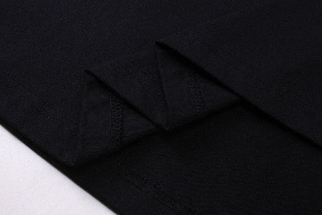 Schwarzes Sweatshirt