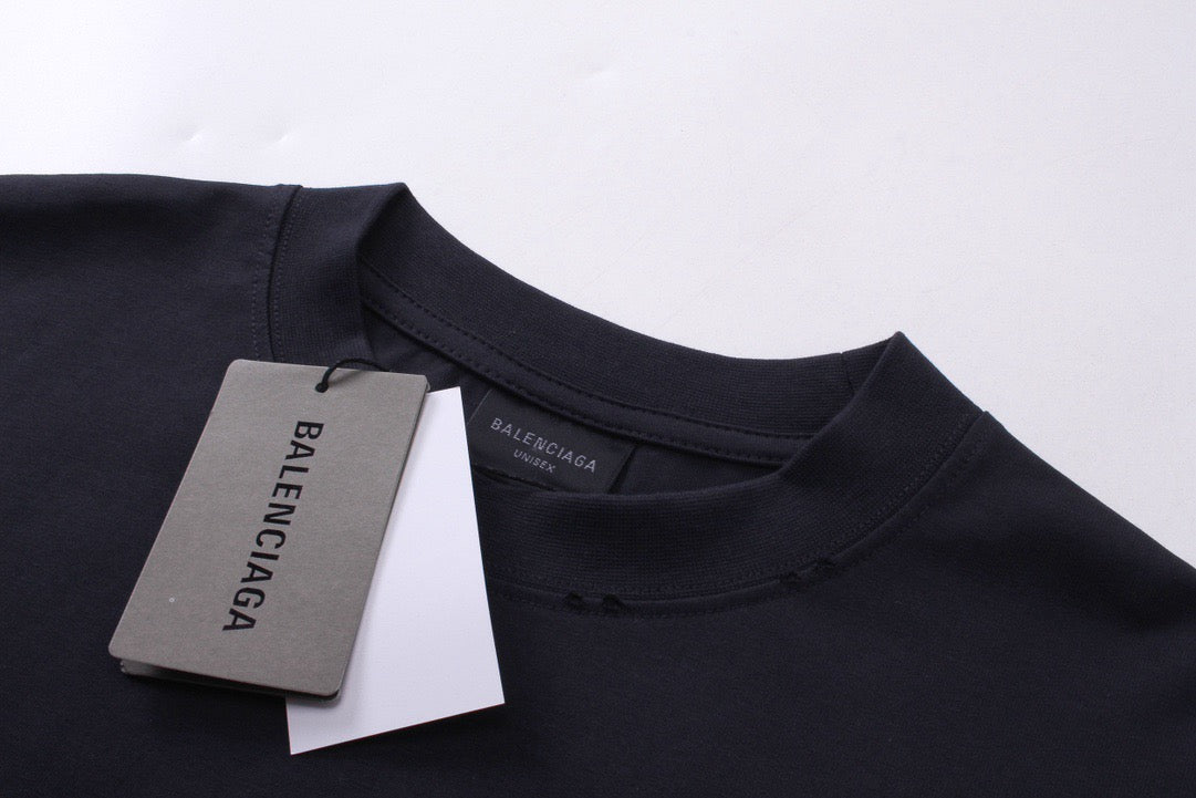 Schwarzes und graues Sweatshirt