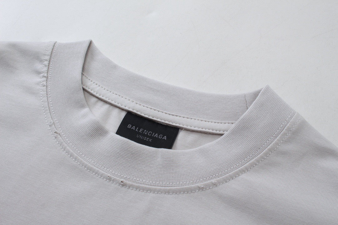 Schwarzes und graues Sweatshirt