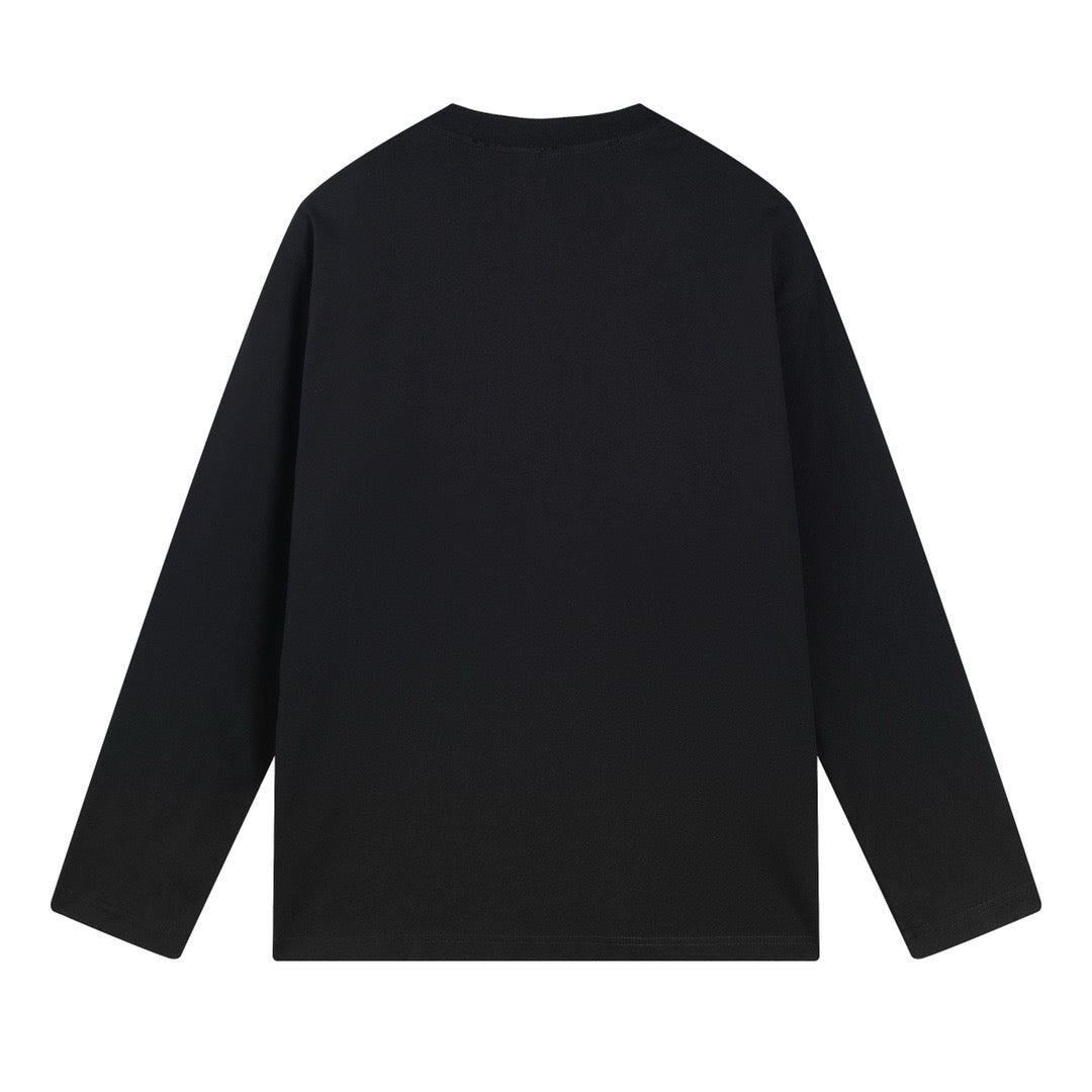 سويت شيرت أسود وبني