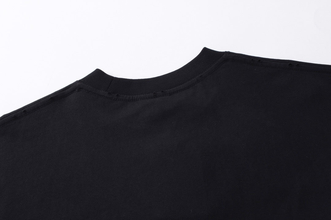 سويت شيرت أسود وبني