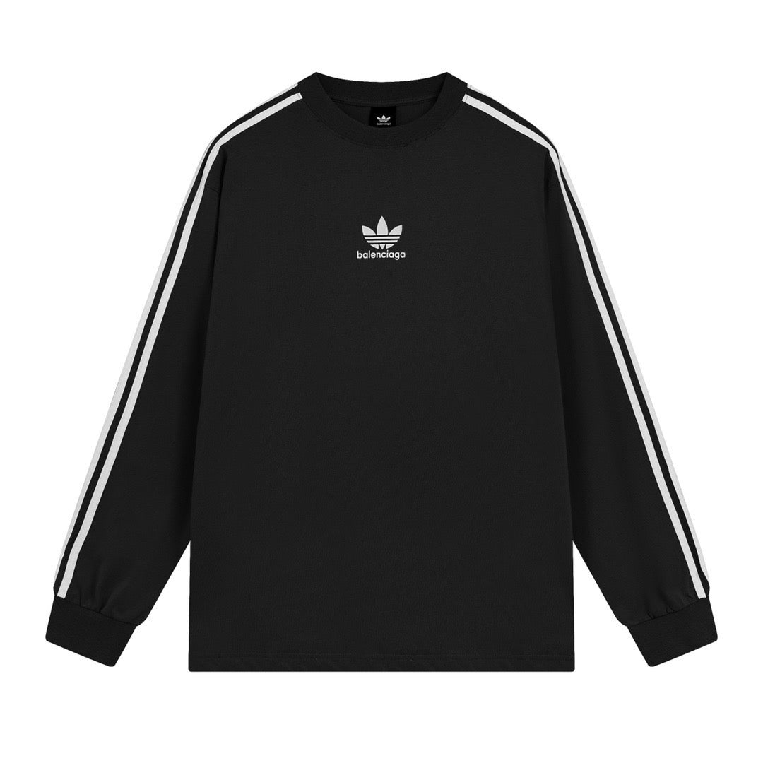 سويت شيرت أزرق وأسود وأبيض