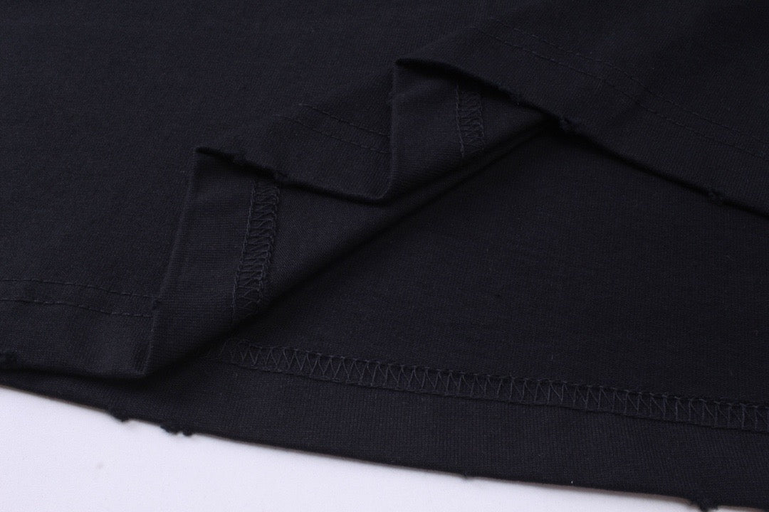 سويت شيرت أزرق وأسود وأبيض