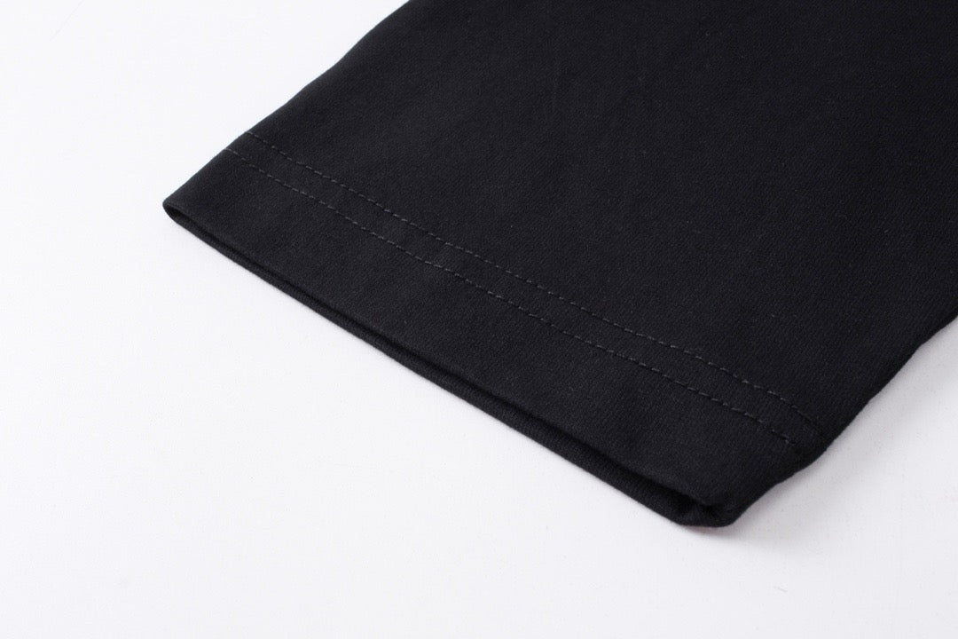 Black Sweatshirt - FashionHype.xyz