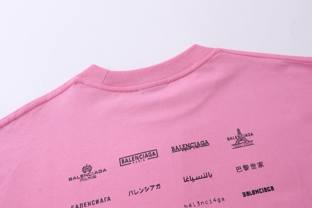 سويت شيرت باللونين الأسود والوردي