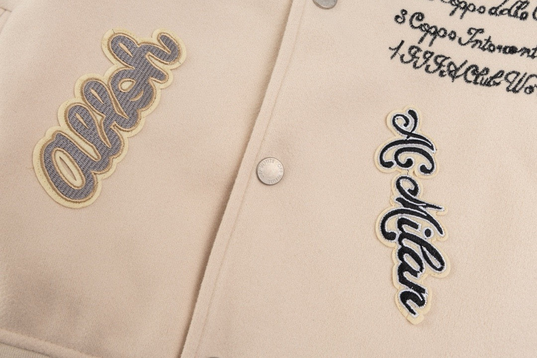 Mehrfarbige Jacke
