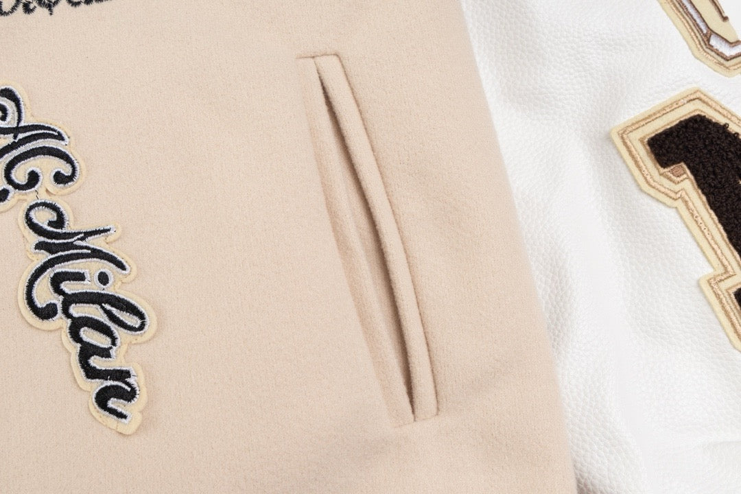 Mehrfarbige Jacke