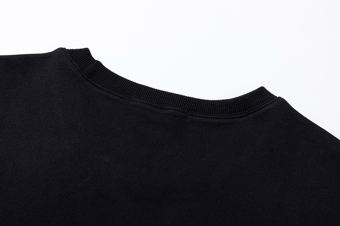 Schwarz-weißes Sweatshirt