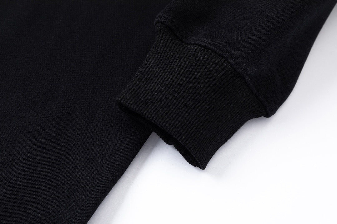 Schwarz-weißes Sweatshirt