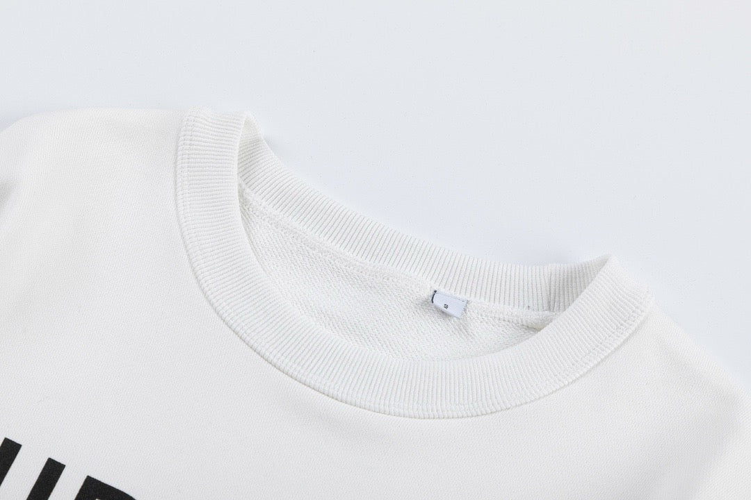 Schwarz-weißes Sweatshirt