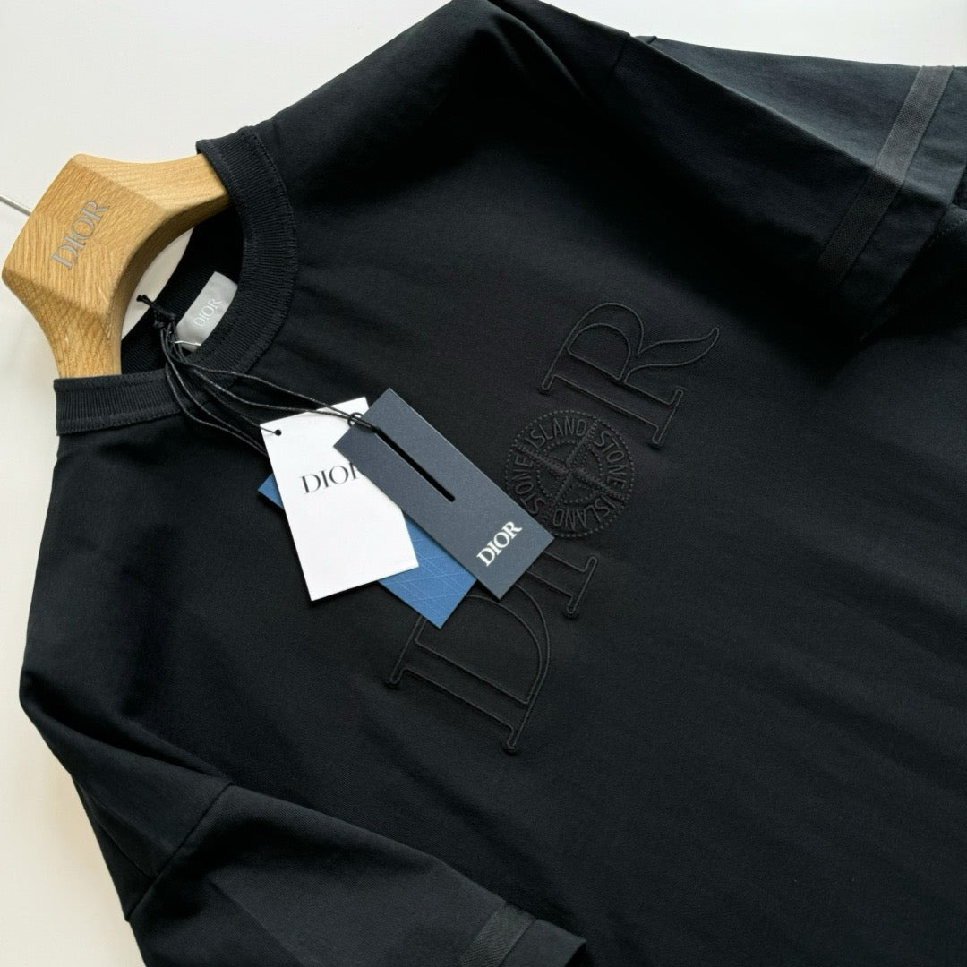 Schwarzes T-Shirt - Größe L