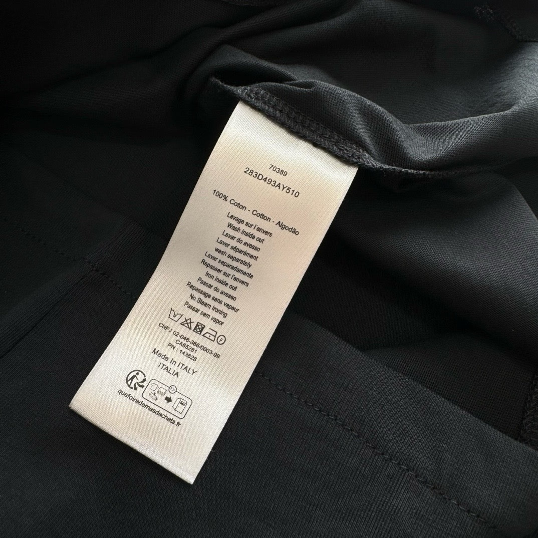 Schwarzes T-Shirt - Größe L