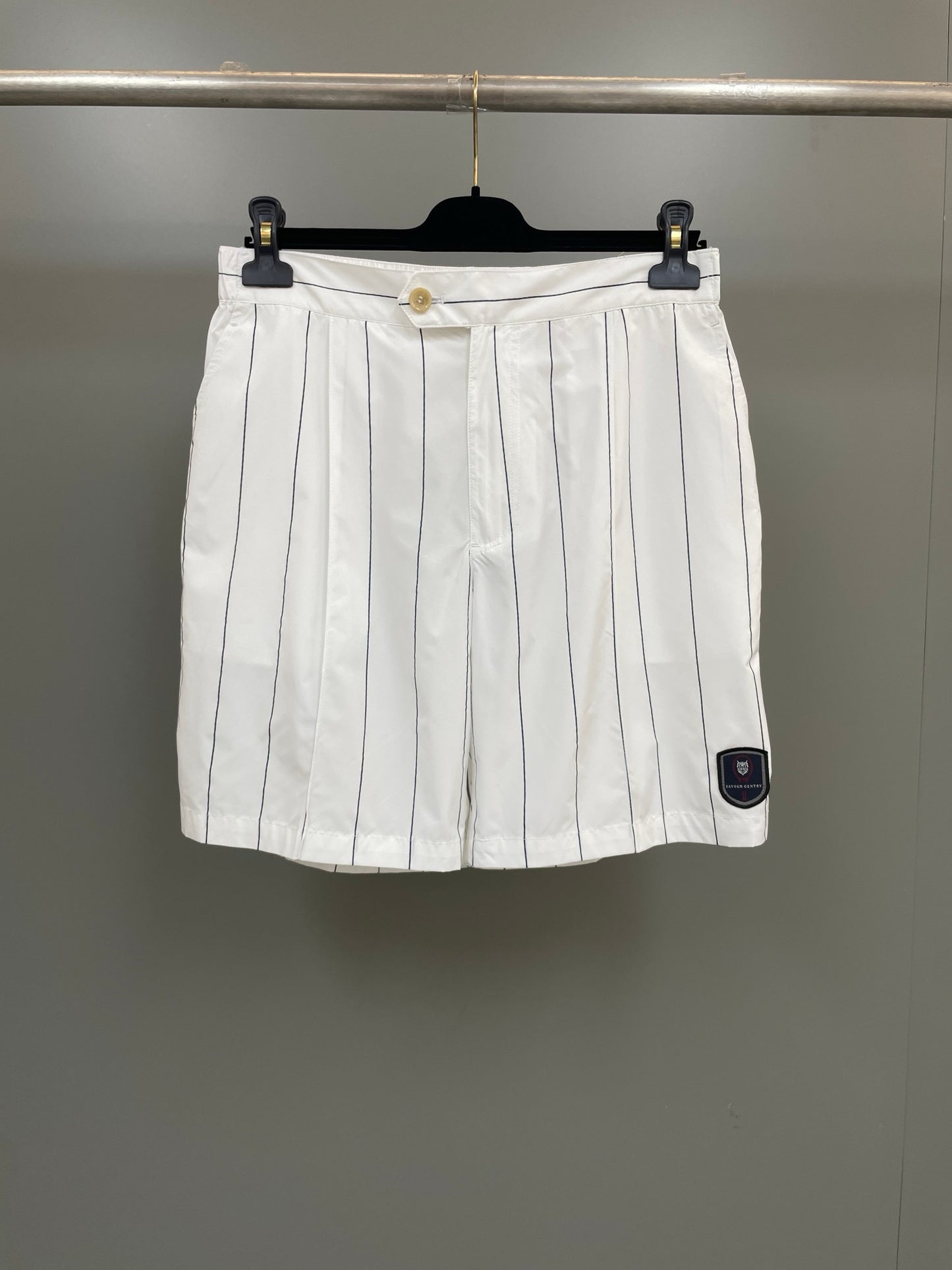 White Short - FashionHype.xyz
