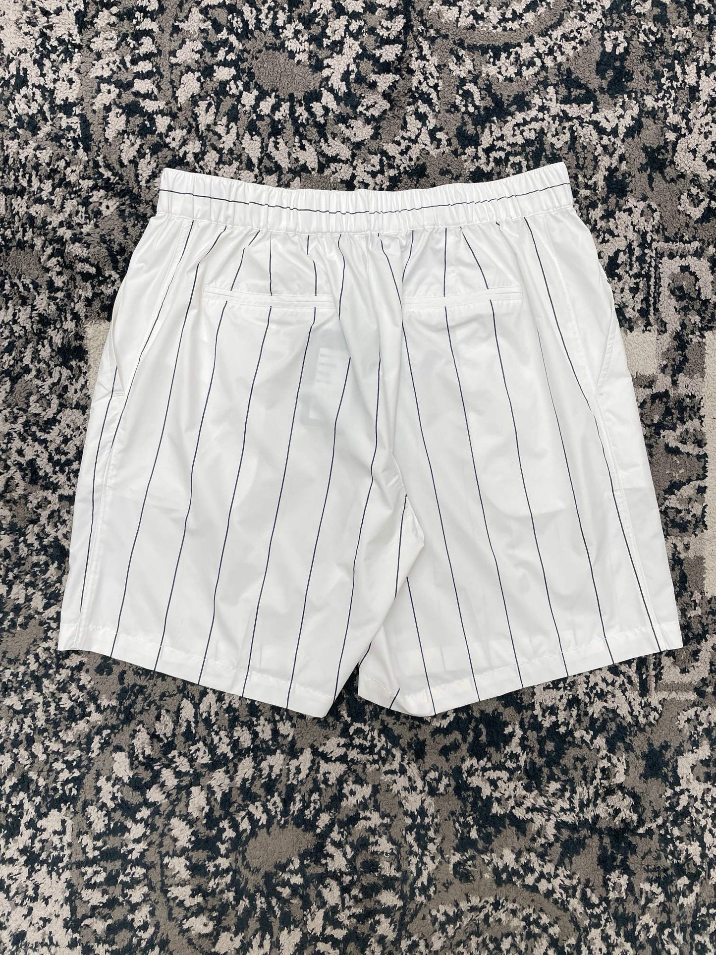 White Short - FashionHype.xyz