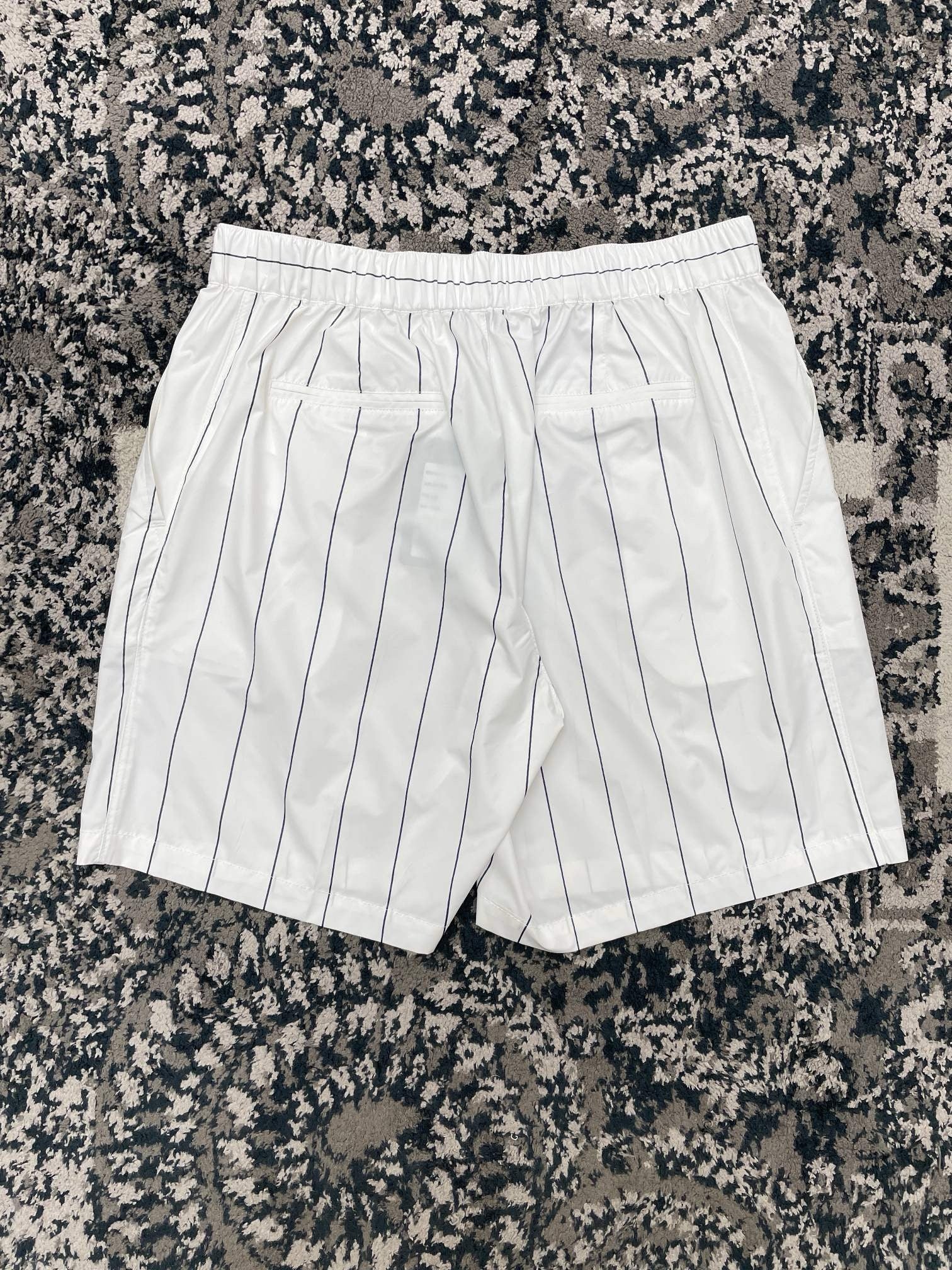 White Short - FashionHype.xyz