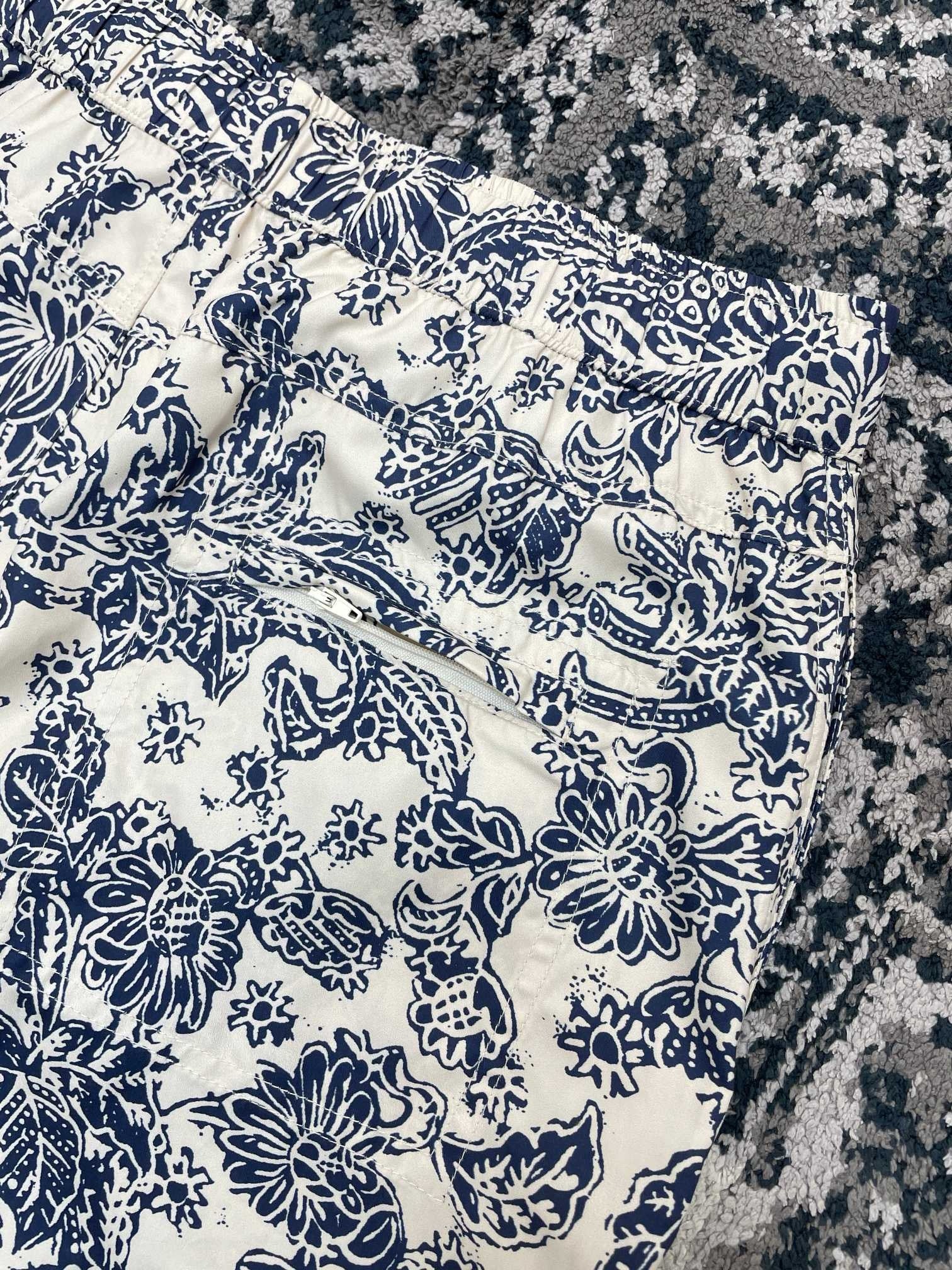 Mehrfarbige Shorts