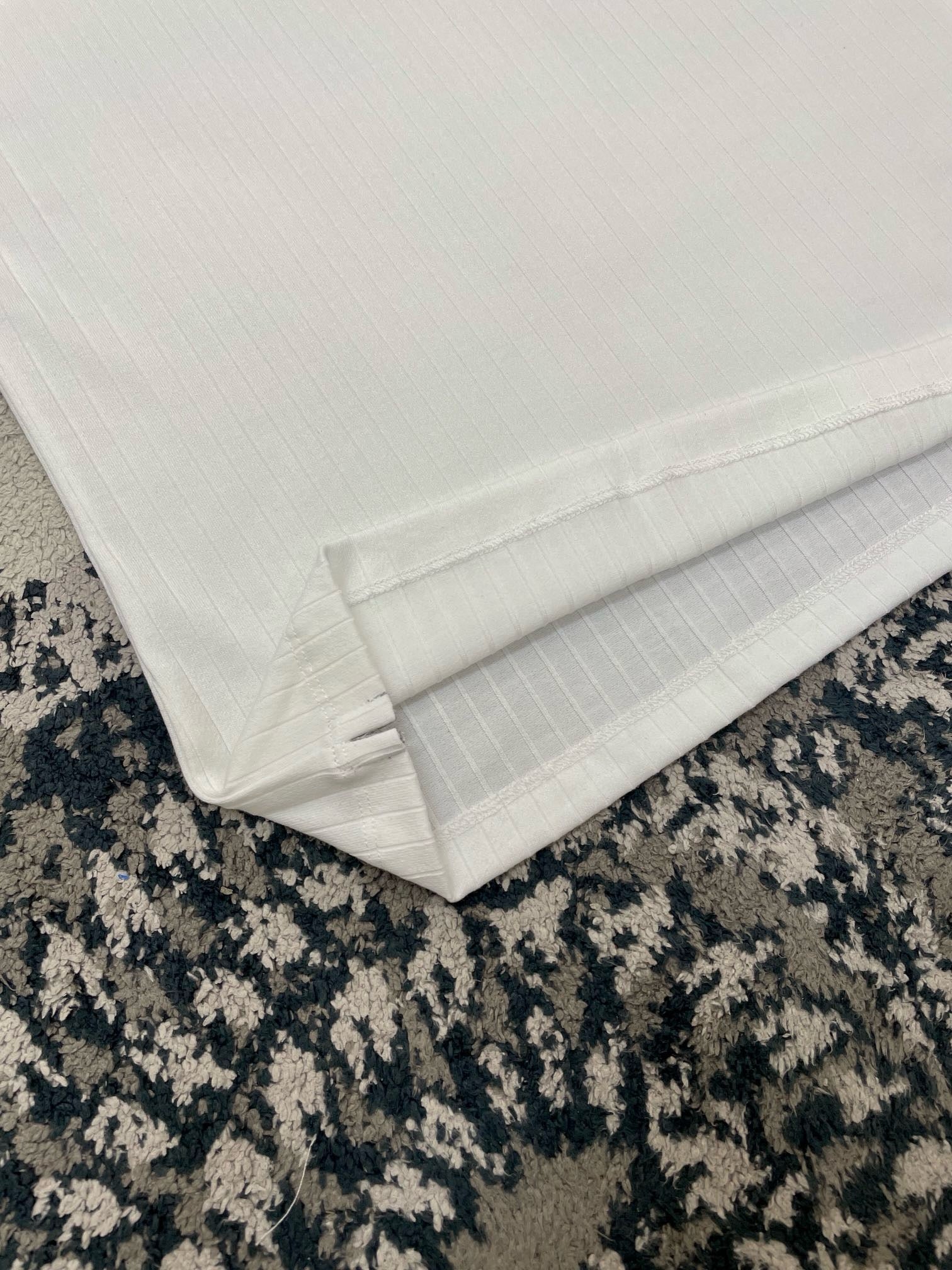 White T-shirt - FashionHype.xyz