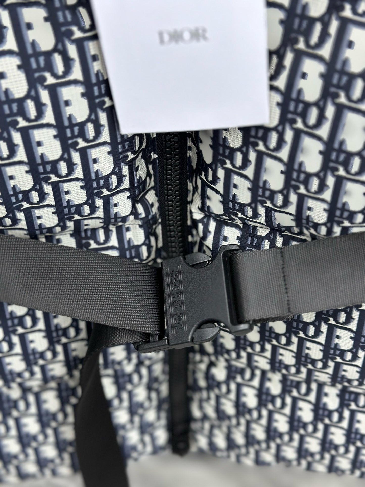 Schwarz weiße Jacke