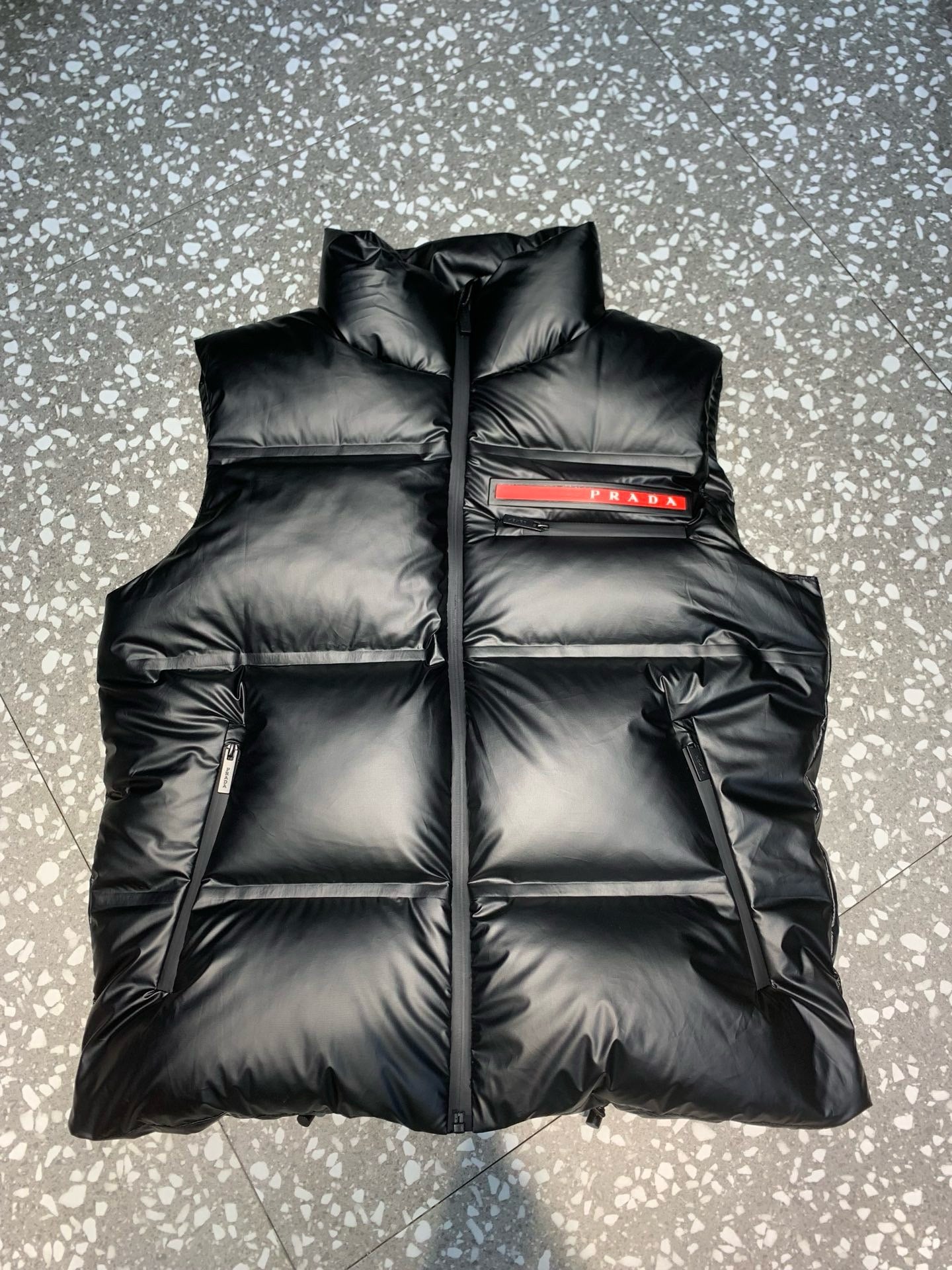 Black Vest - FashionHype.xyz