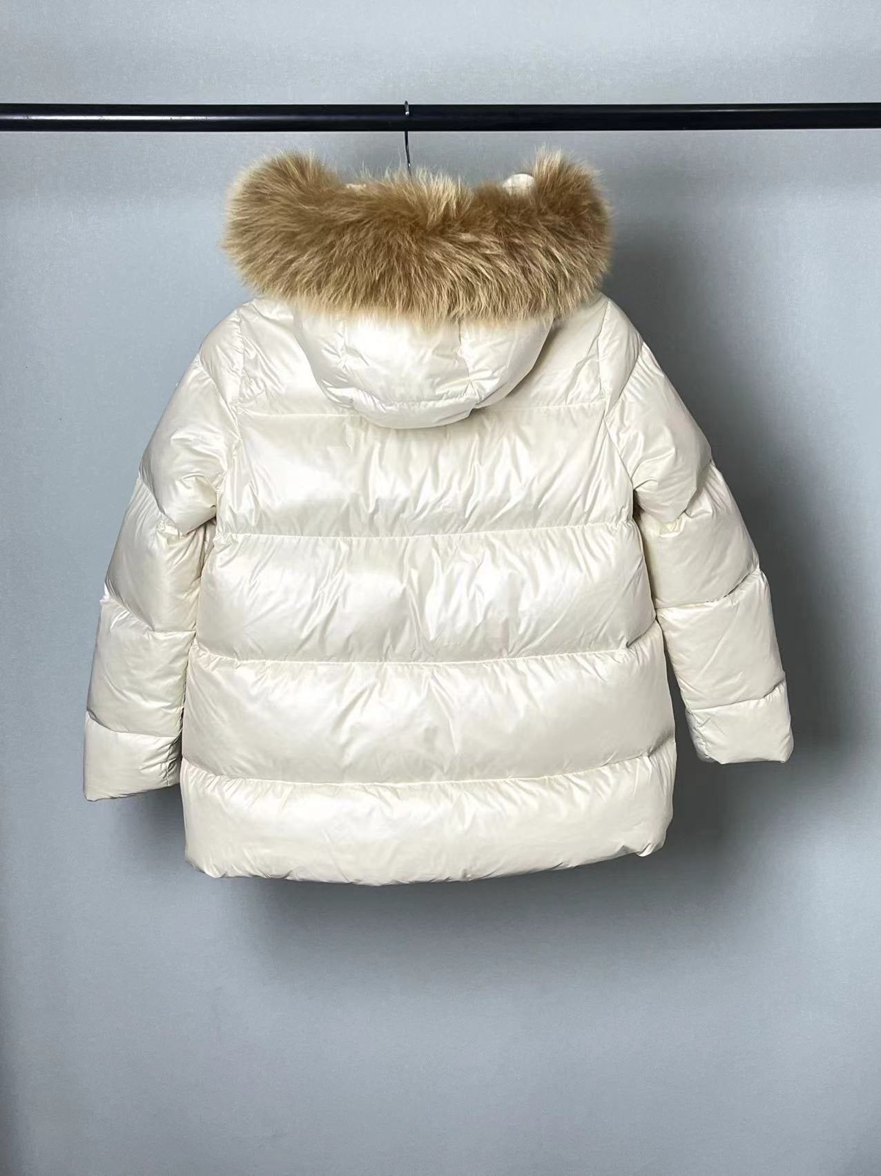 Weiße Jacke