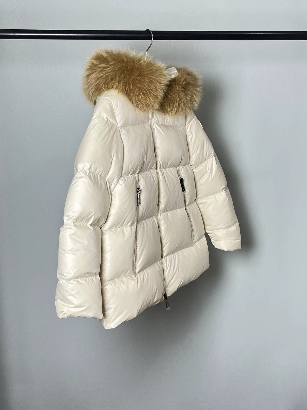 Weiße Jacke