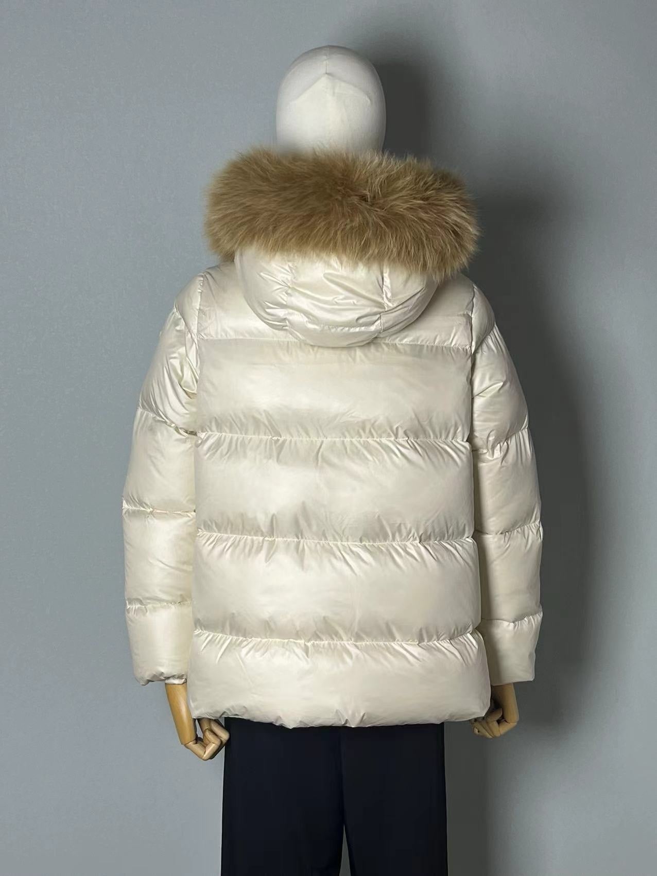 Weiße Jacke