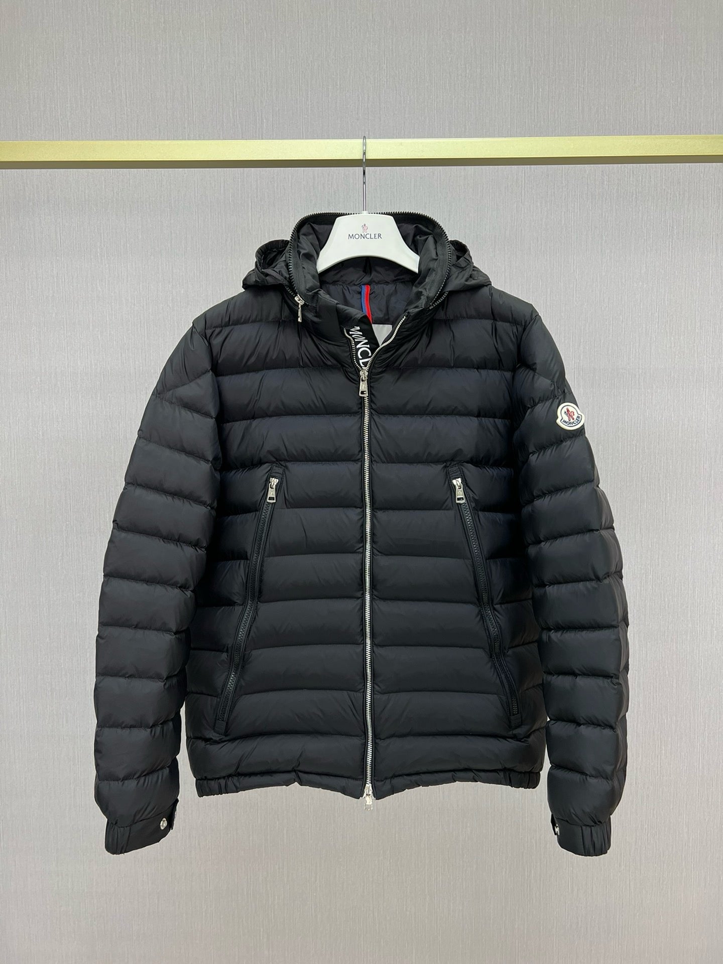 Black Jacket - Size 5 - FashionHype.xyz