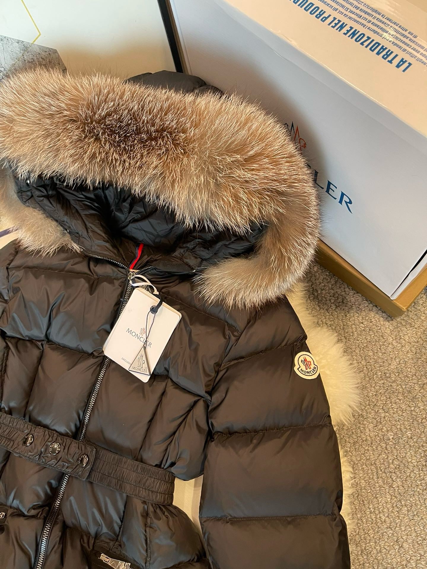 Black, White and Green  Jacket - FashionHype.xyz