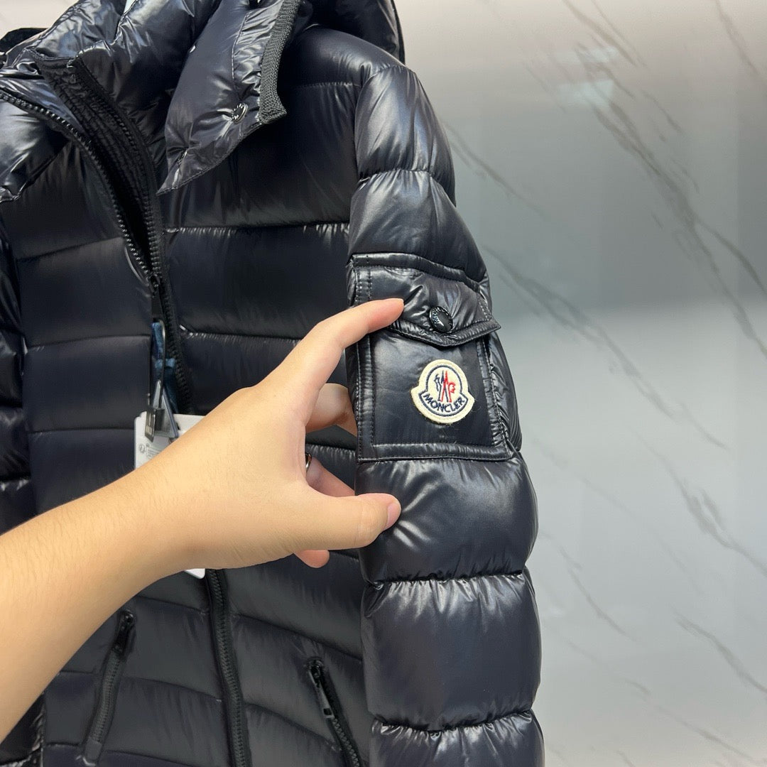 Schwarze Jacke