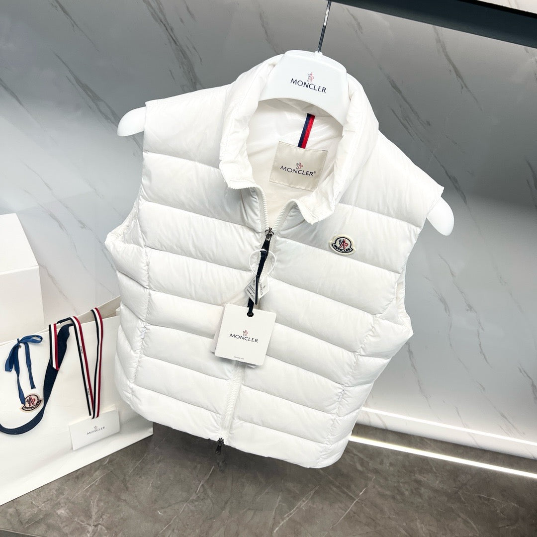 White and Black Vest - FashionHype.xyz