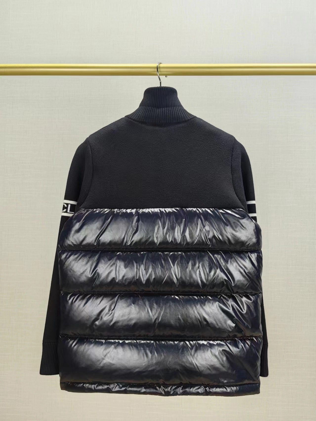 Schwarze Jacke - Größe XXL