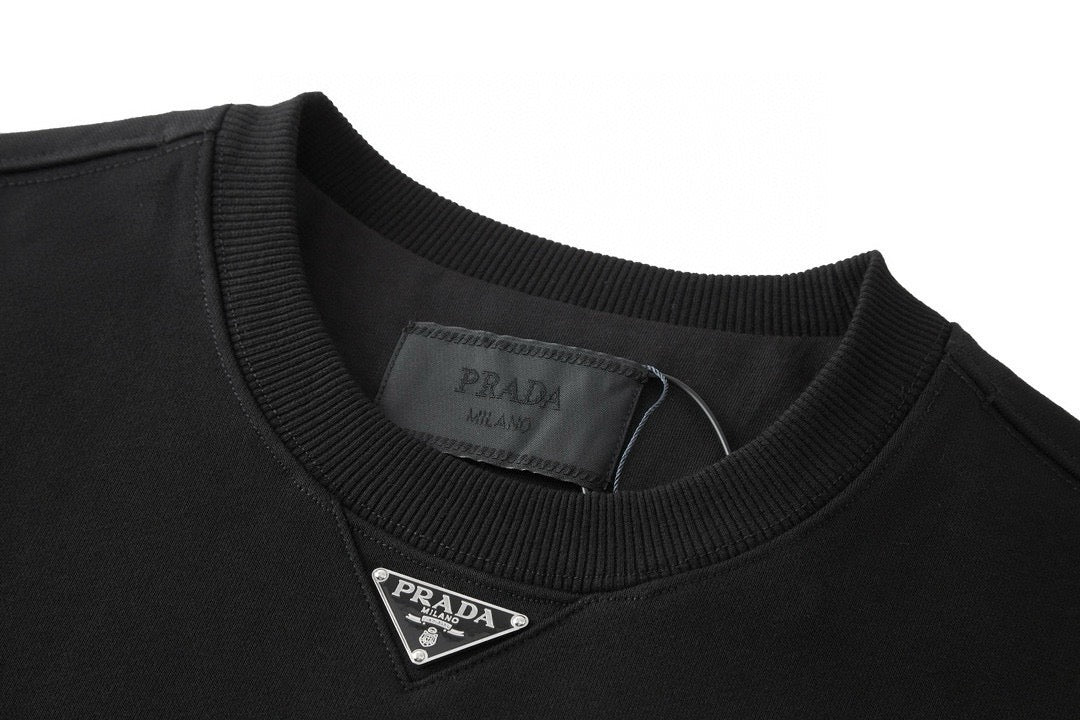 Black and White Sweatshirt - FashionHype.xyz