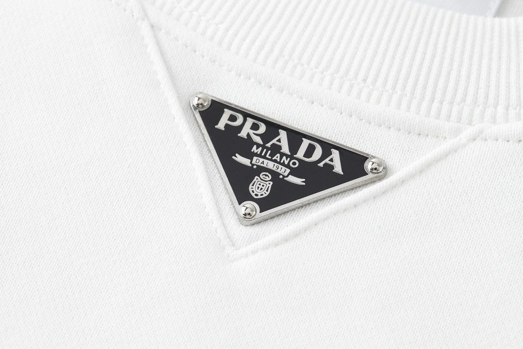 Black and White Sweatshirt - FashionHype.xyz