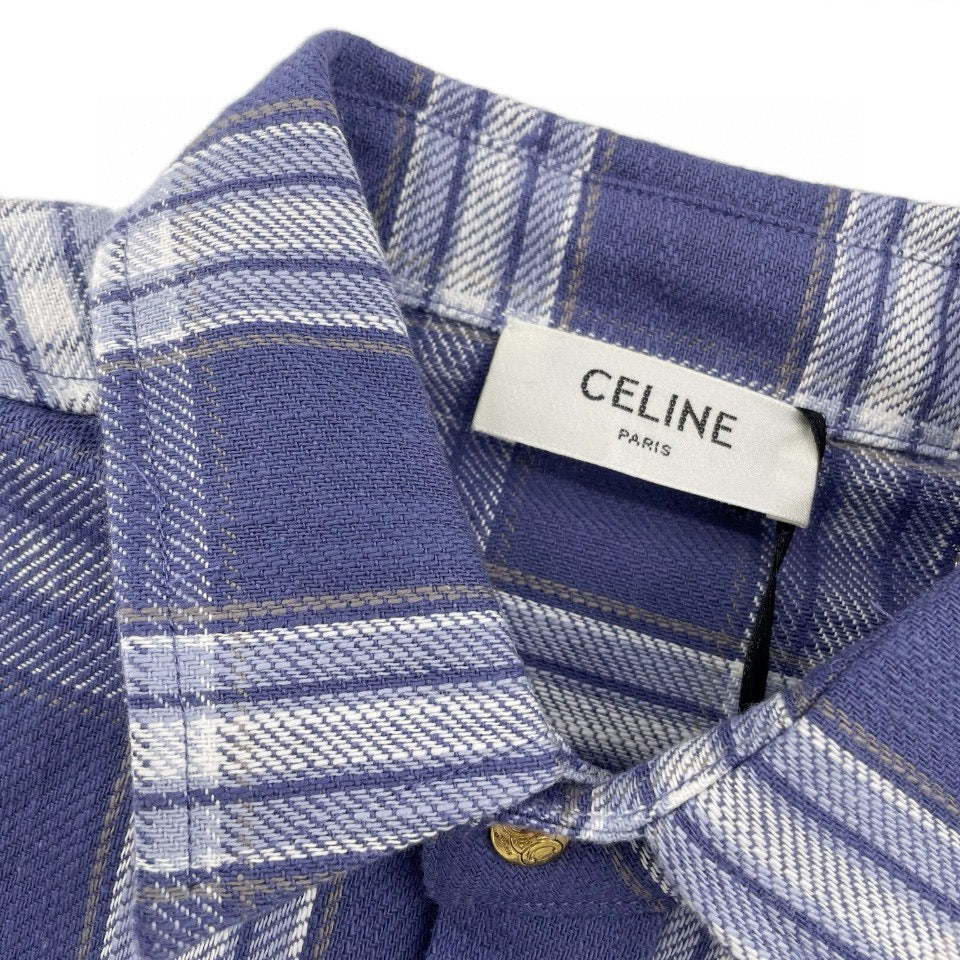 سترة متعددة الألوان