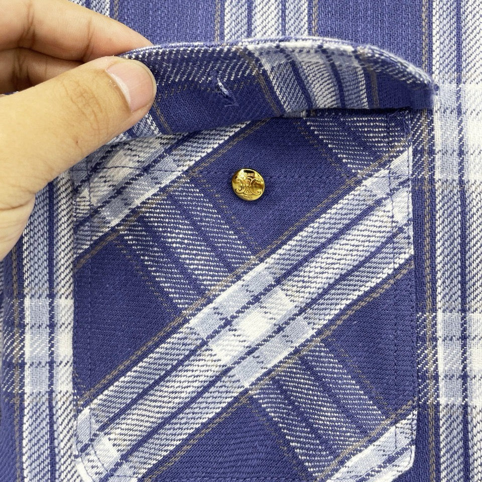 سترة متعددة الألوان