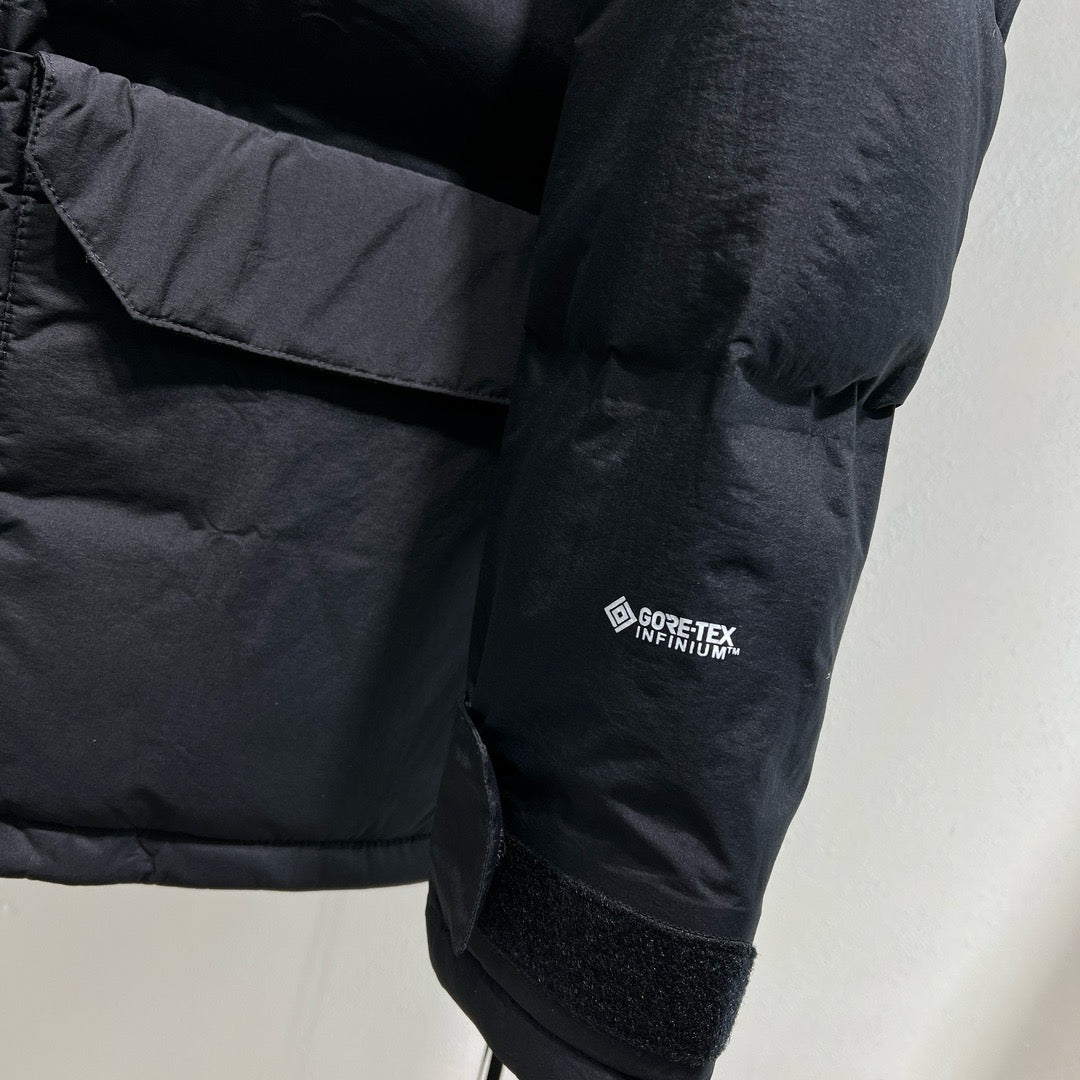 Grey and Black Jacket - Size M - FashionHype.xyz