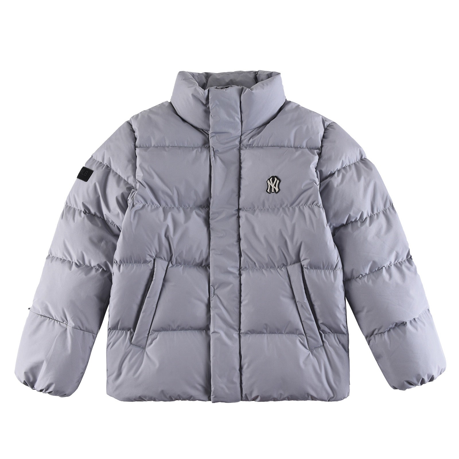 Schwarze, graue, rosa und weiße Jacke