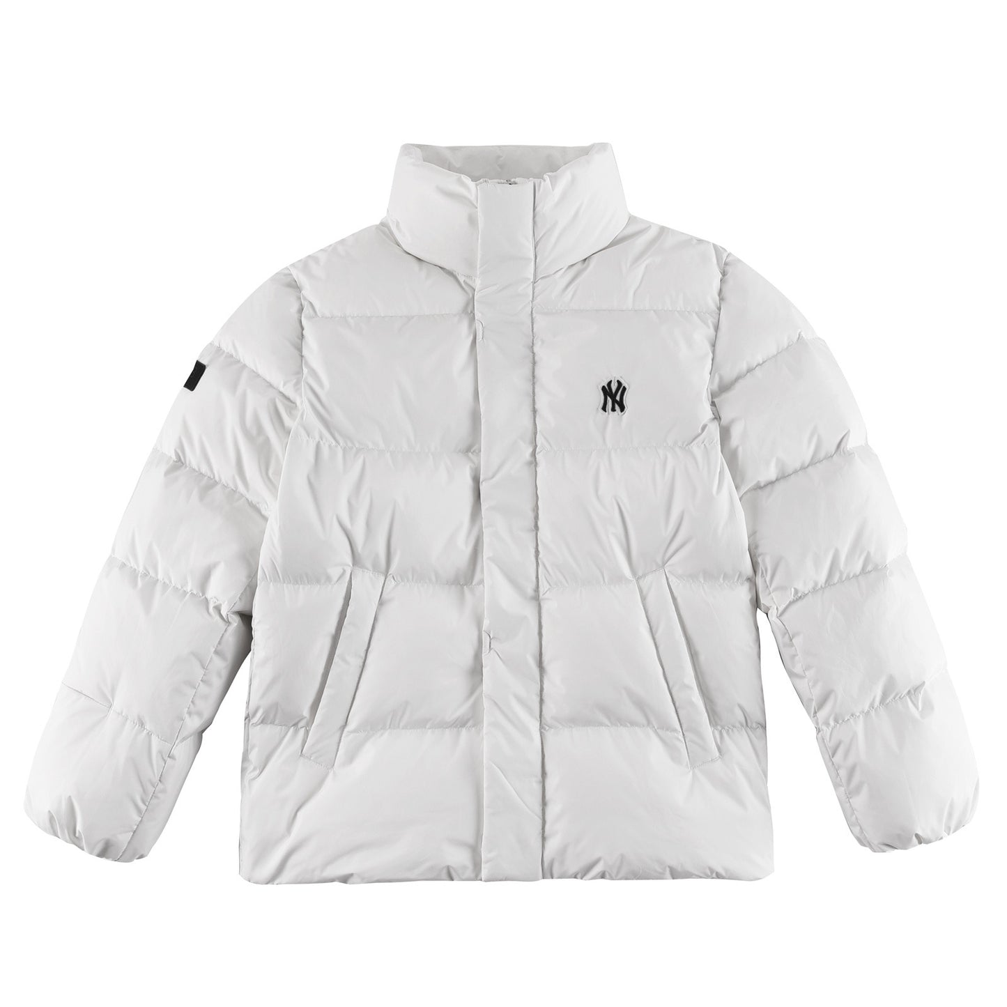 سترة باللون الأسود والرمادي والوردي والأبيض