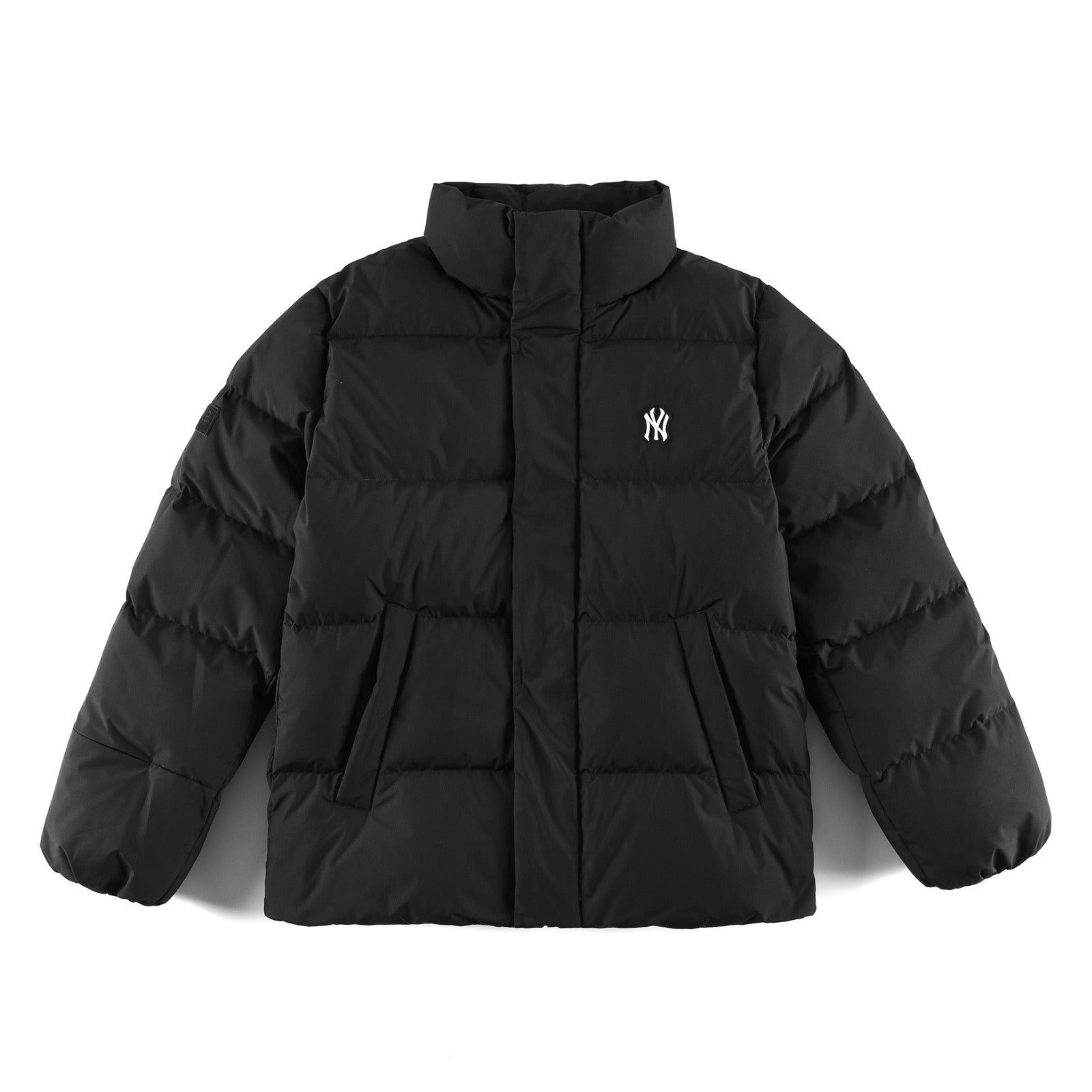 Schwarze, graue, rosa und weiße Jacke