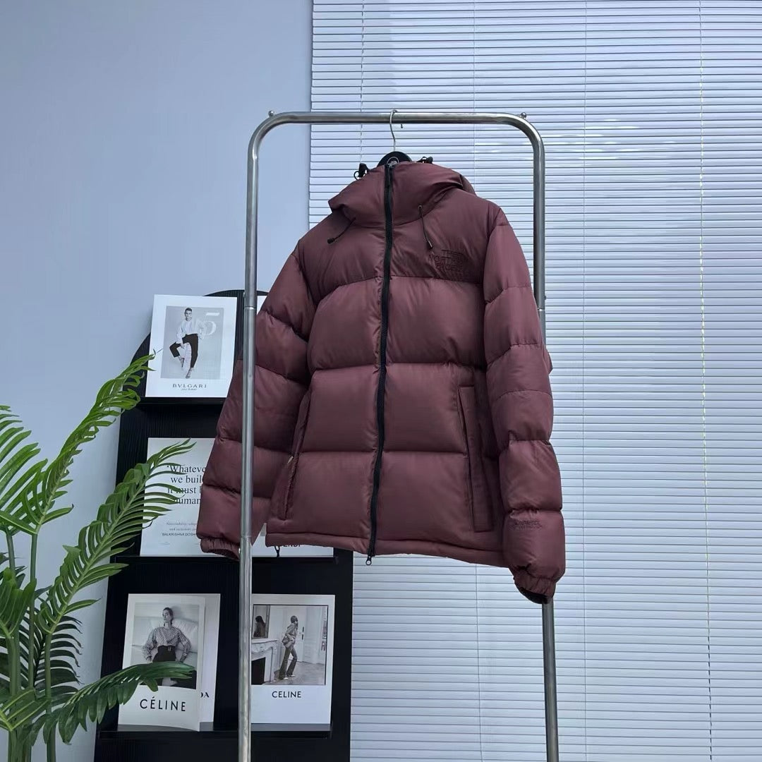 Schwarze, braune und graue Jacke