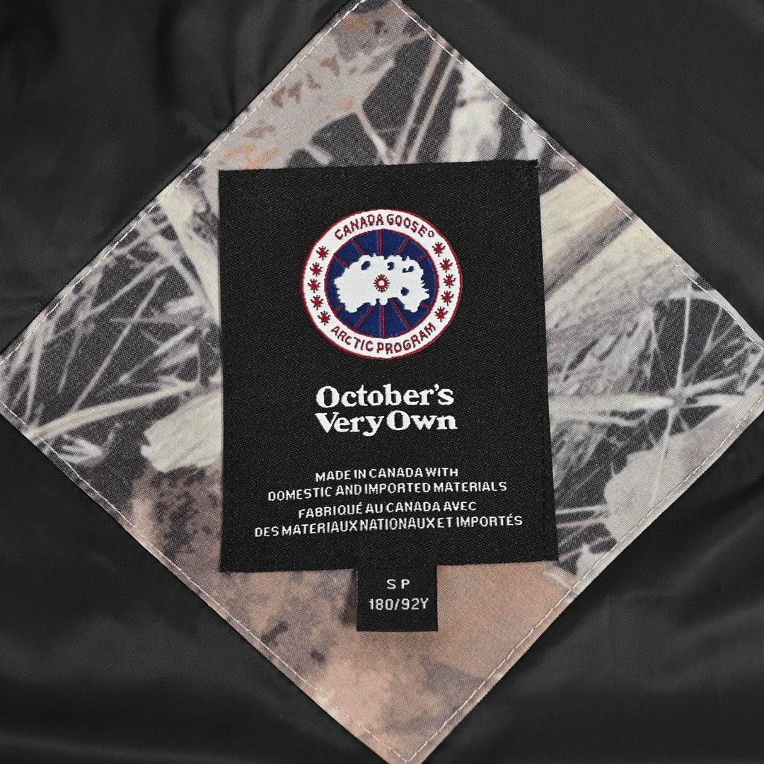 Chaqueta negra y azul