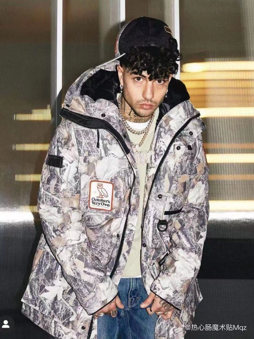 Mehrfarbige Jacke