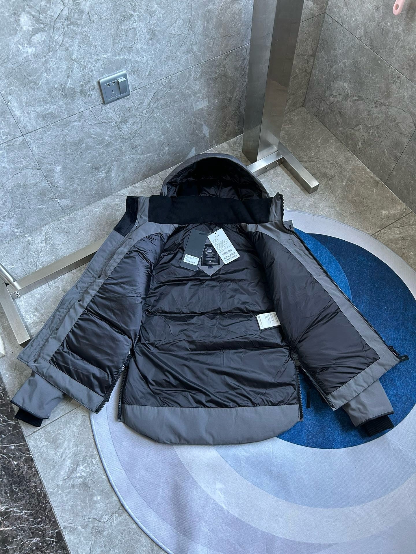 Black,Blue,White and Grey Jacket - FashionHype.xyz