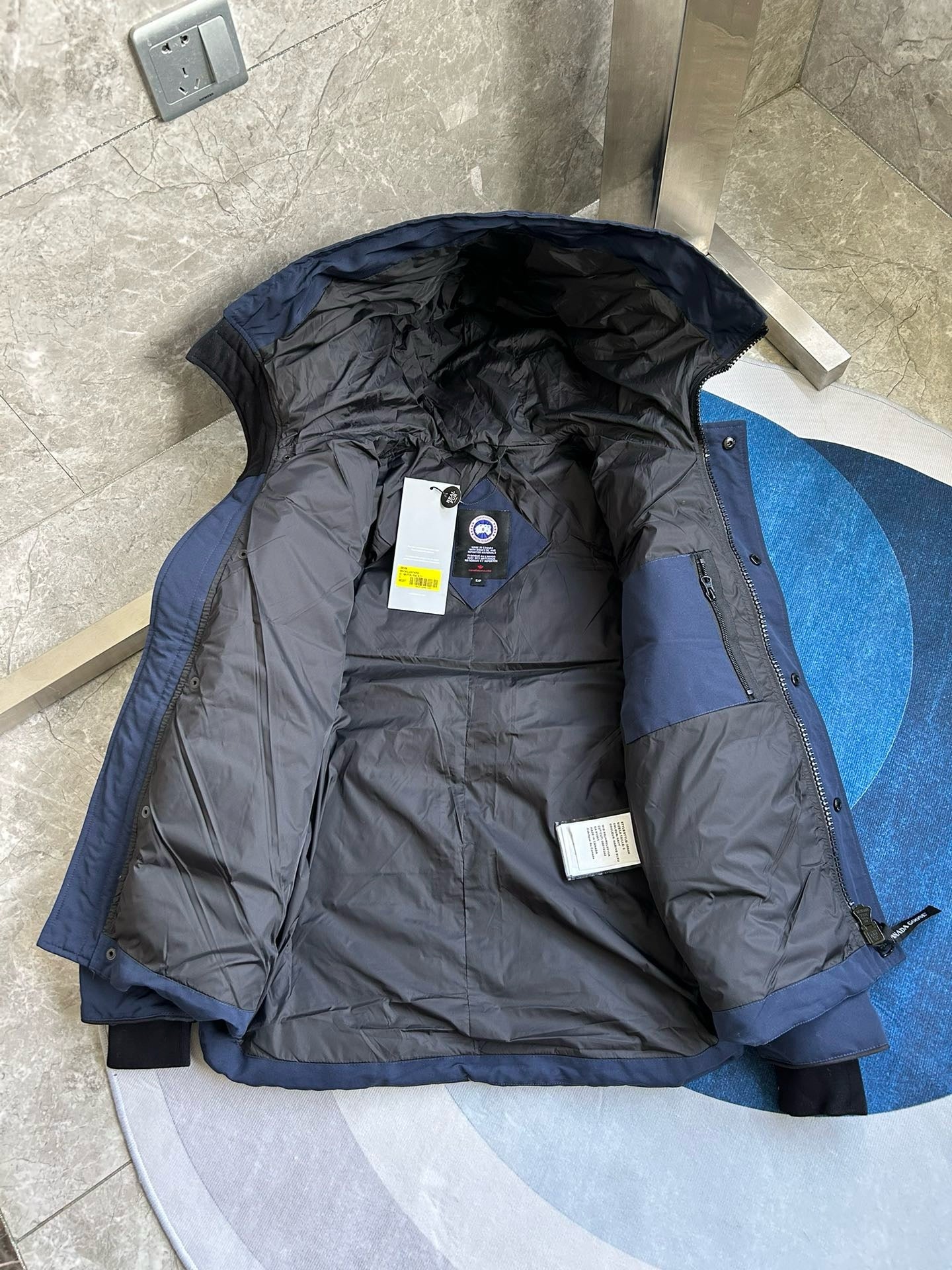 Black,Blue,White and Grey Jacket - FashionHype.xyz