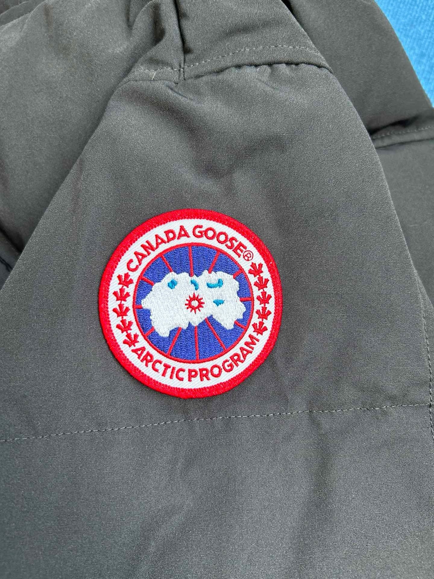 Black,Blue,White and Grey Jacket - FashionHype.xyz
