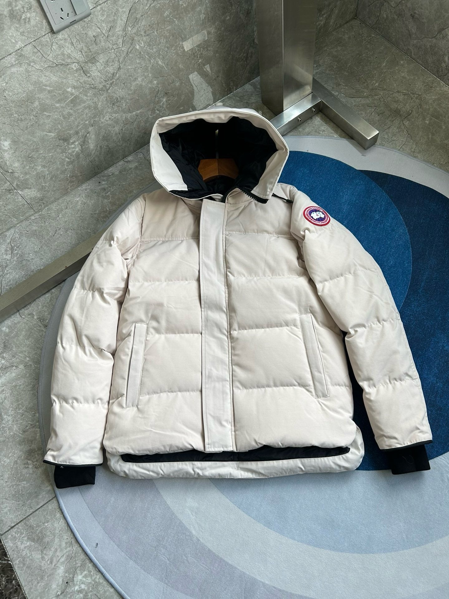 Black,Blue,White and Grey Jacket - FashionHype.xyz